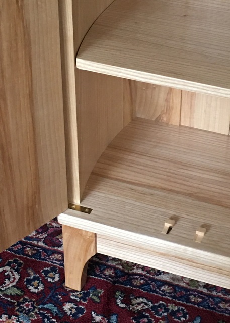 Lower Inside Detail